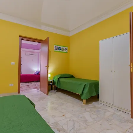 La Tricora Big House