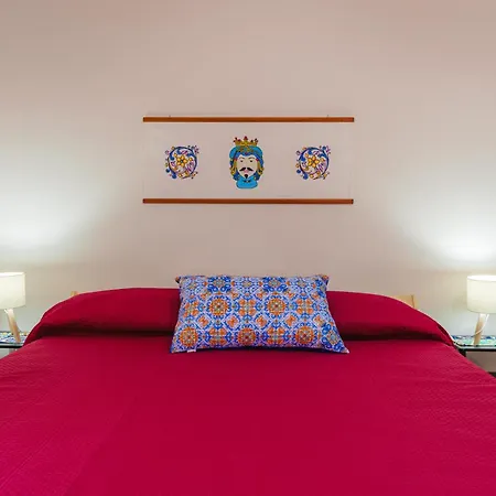 La Tricora Big House Dom wakacyjny Katania